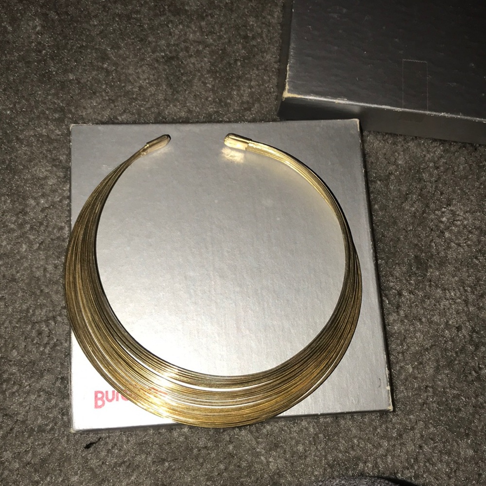 BEAUTIFUL GOLD CHOKER
